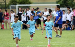 青少年足球基地挣钱吗，青少年足球训练基地